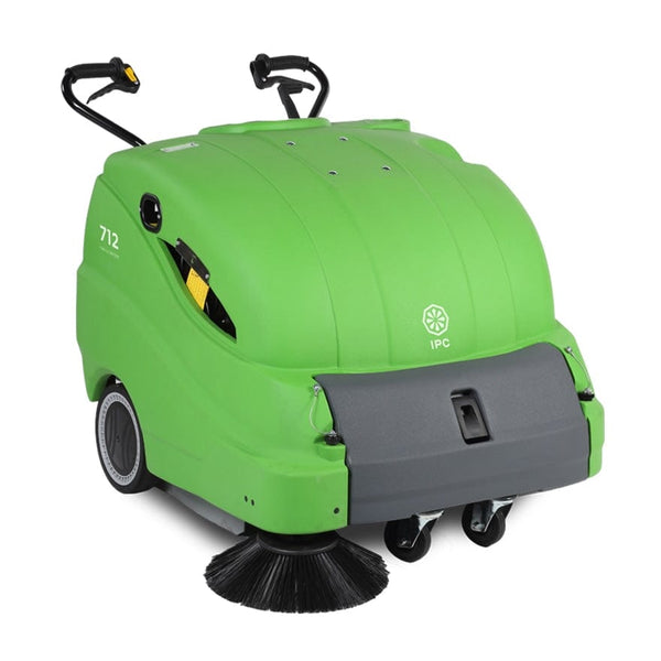 IPC Sweeper IPC 712 Large 90cm, 50 Litre Powered Sweeper With Vacuum - 105Ah 017921 - Buy Direct from Spare and Square