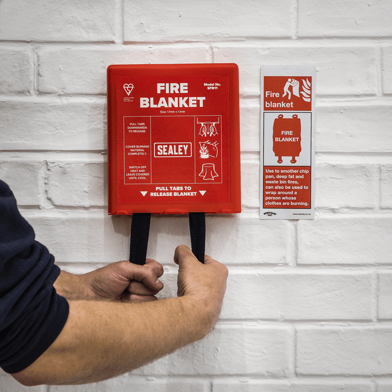 Sealey Safety Signs Fire Blanket - Safe Conditions Safety Sign - Self-Adhesive Vinyl - Pack of 10-SS53V10 5054630102097 SS53V10 - Buy Direct from Spare and Square